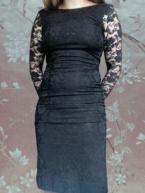 Dress the Population Black Long-Sleeve Lace Sheath Dress